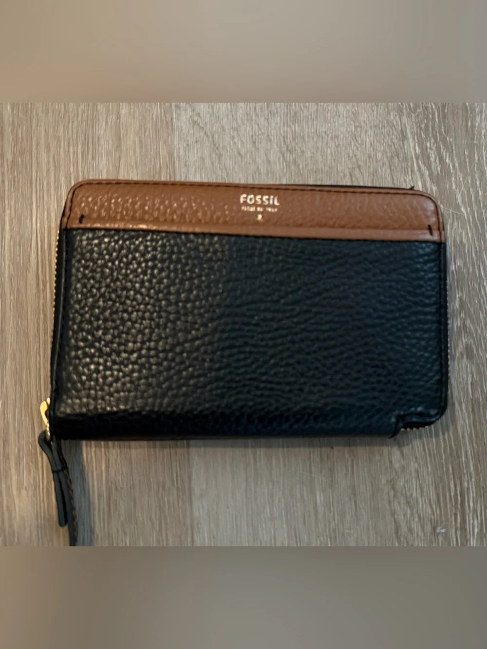 Fossil Pebbled Leather Dual Tone Wallet Wrap Around Zip Classic Brown Black